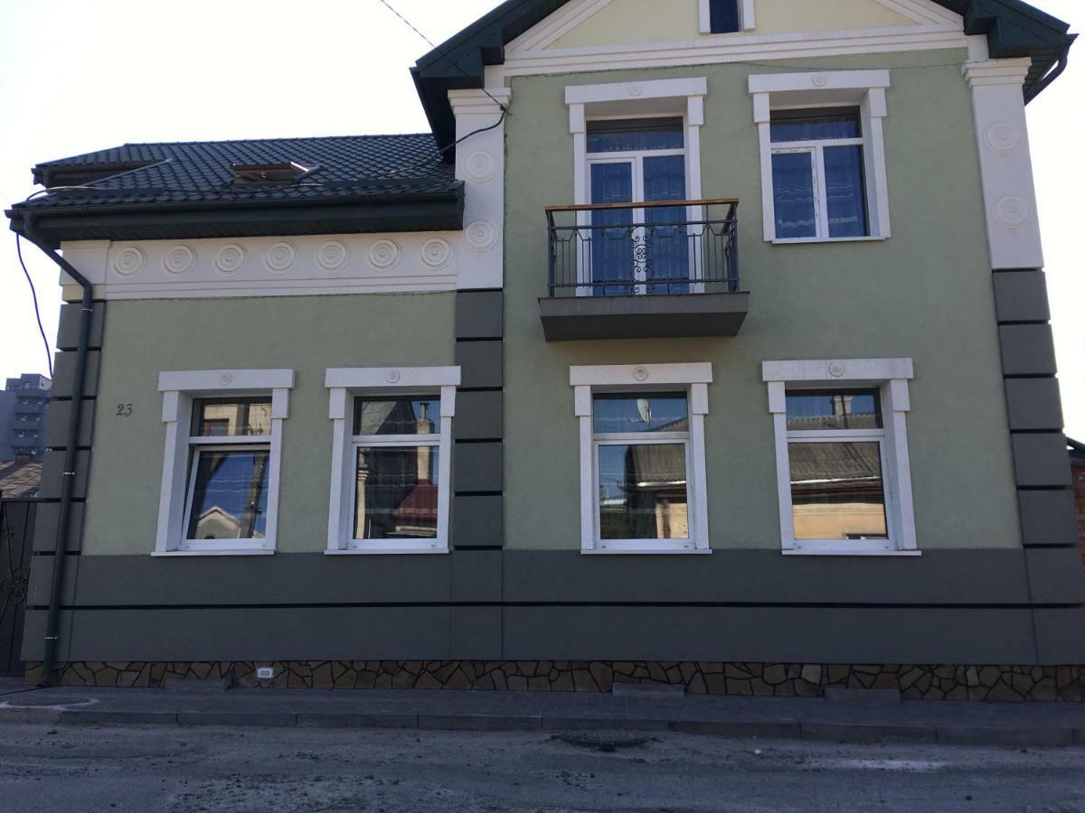 Hotel Rafinad Lviv Bagian luar foto